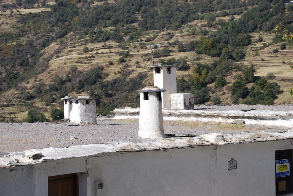 Hostal El Cascapenas De La Alpujarra Capileira Exterior foto